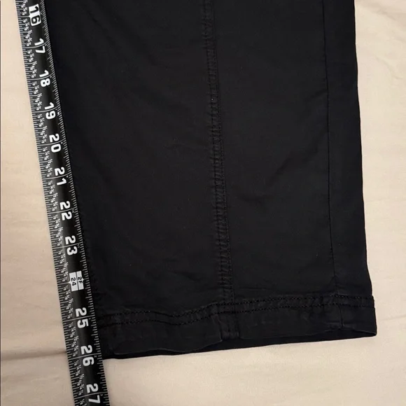 American Eagle Outfitters NWT Black Barrel Pants mid rise  size 10 - Picture 8 of 9